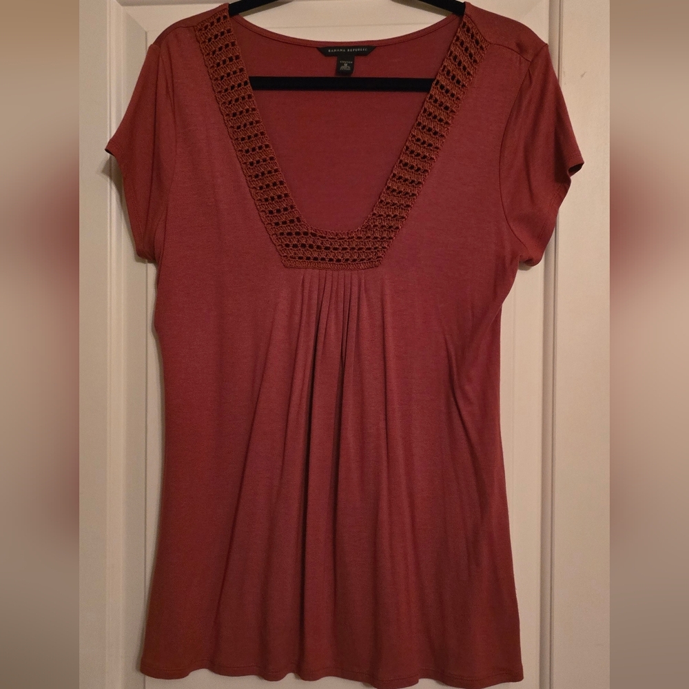 Apt. 9 Terracotta Short Sleeve V-Neck Top